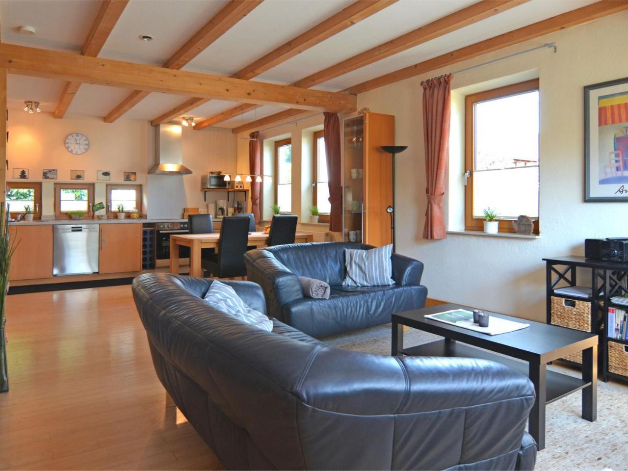 Apartment In Eslohe With Terrace Eksteriør billede