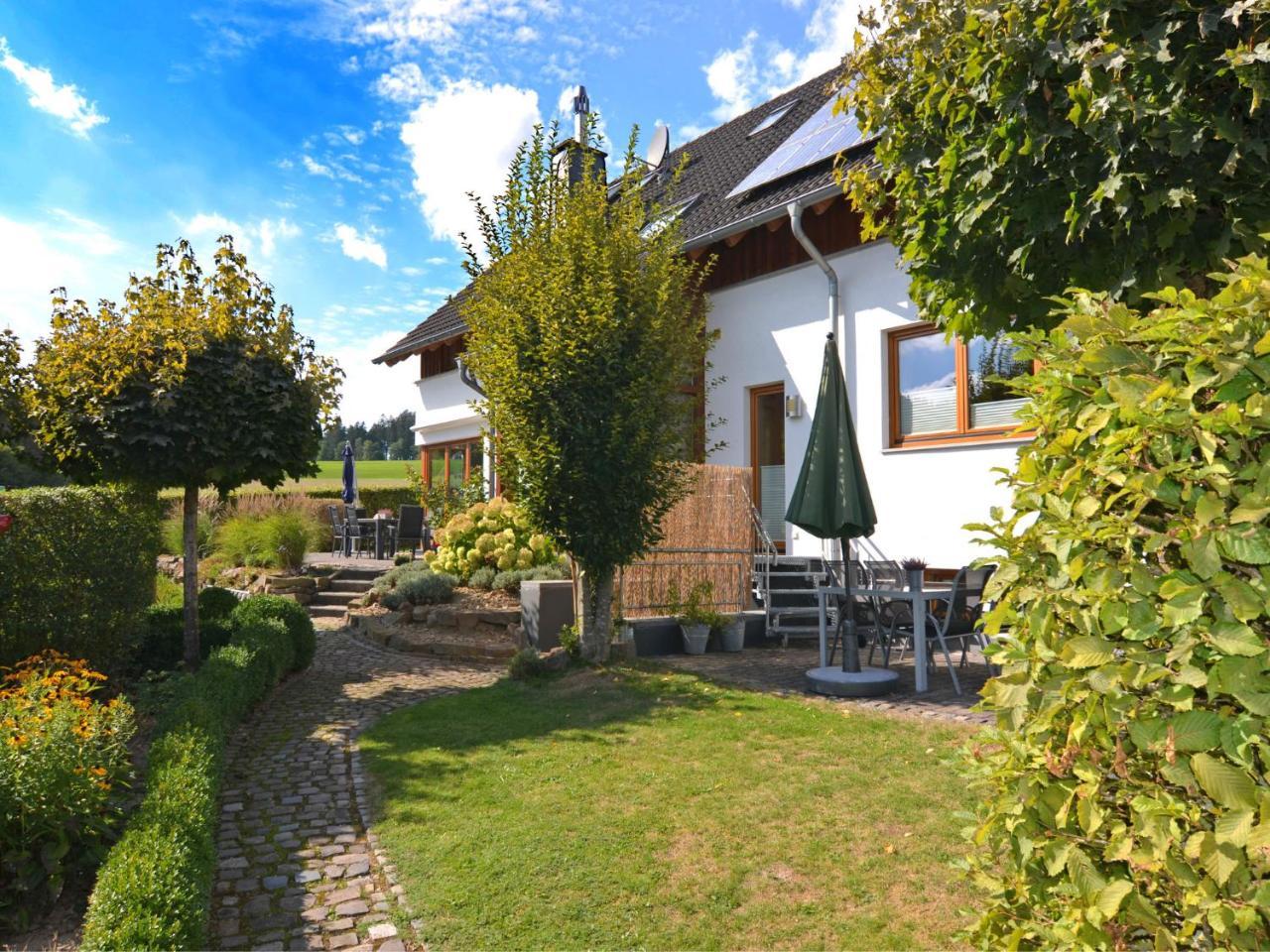 Apartment In Eslohe With Terrace Eksteriør billede
